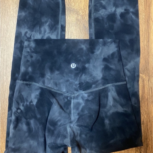 Lululemon Align Leggings - Picture 5 of 6